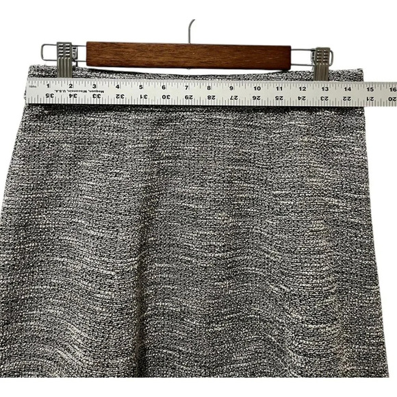 Loft Women's Textured Knit Fit Flare Flirty Skirt Size Small Black White NWT - Picture 6 of 10